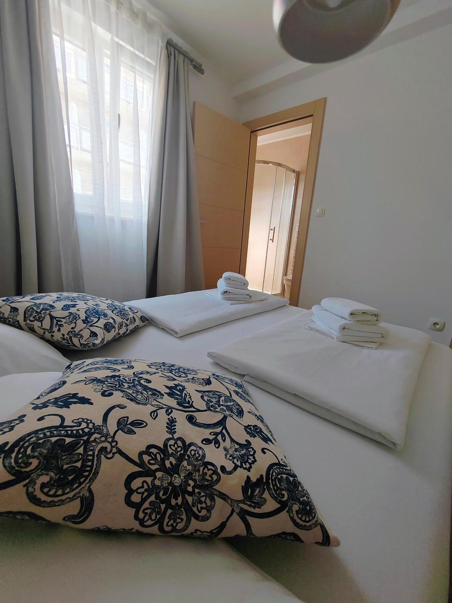 L&L Apartmani 1 Бол Екстериор снимка