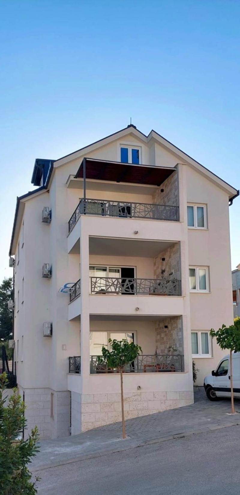 L&L Apartmani 1 Бол Екстериор снимка